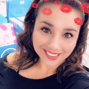 Meet your Posher, Ashley